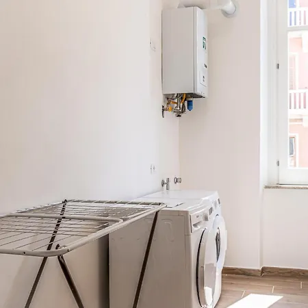 1 Bedroom Beautiful In *
