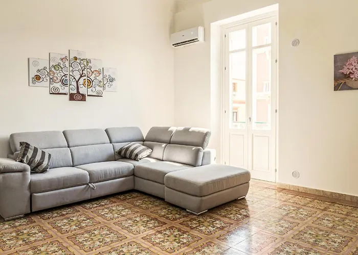1 Bedroom Beautiful In *